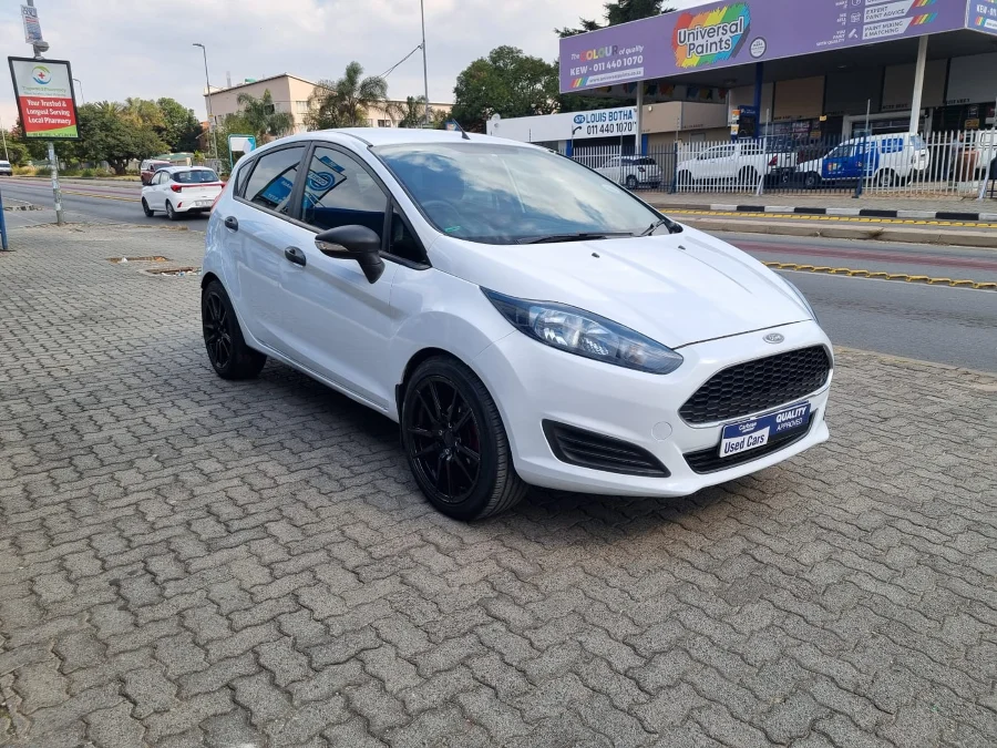 Used 2016 Ford Fiesta 5-door 1.4 Ambiente - Carbase Auto Used 2016 Ford Fiesta 5-door 1.4 Ambiente - Carbase Auto