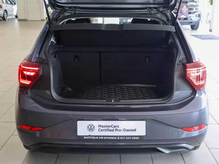 Used 2025 Volkswagen Polo hatch 1.0TSI Life manual - VW Rivonia