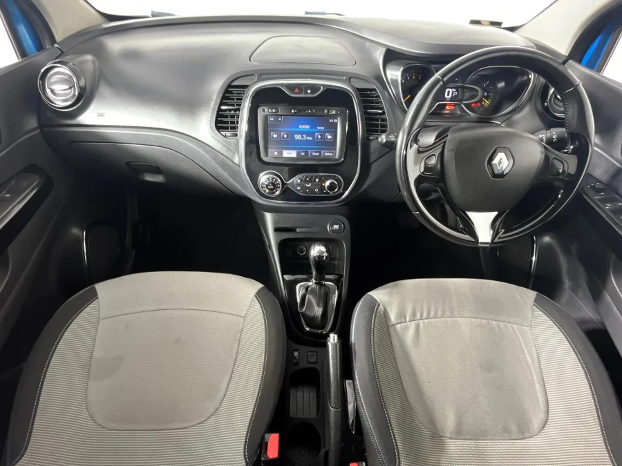 Used 2015 Renault Captur 88kW turbo Dynamique auto - WeBuyCars  Witbank