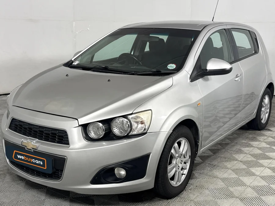 Used 2013 Chevrolet Sonic hatch 1.6 LS Black&White Edition - WeBuyCars Richmond Used 2013 Chevrolet Sonic hatch 1.6 LS Black&White Edition - WeBuyCars Richmond