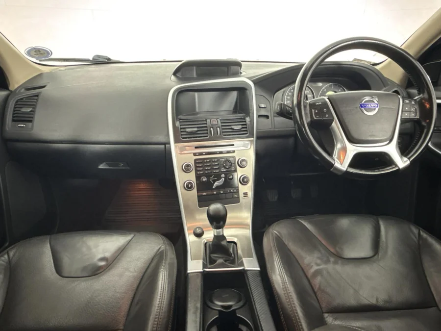Used 2010 Volvo XC60 2.4D DRIVe - WeBuyCars Gqeberha