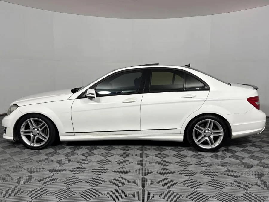 Used 2012 Mercedes-Benz C-Class C200 Avantgarde AMG Sports - WeBuyCars Richmond Used 2012 Mercedes-Benz C-Class C200 Avantgarde AMG Sports - WeBuyCars Richmond