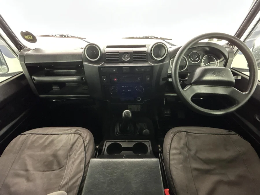 Used 2013 Land Rover Defender 110 TD station wagon S - WeBuyCars Richmond Used 2013 Land Rover Defender 110 TD station wagon S - WeBuyCars Richmond