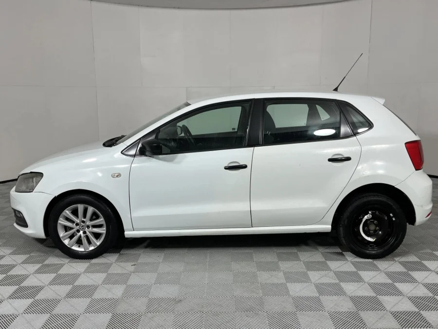 Used 2018 Volkswagen Polo Vivo hatch 1.4 Trendline - WeBuyCars Gqeberha