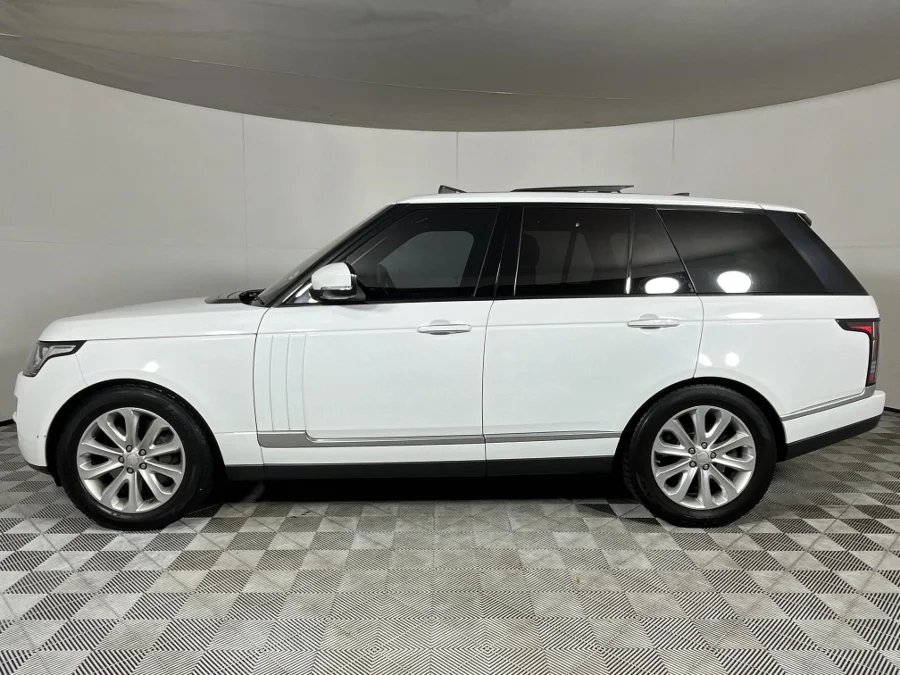 Used 2017 Land Rover Range Rover Vogue SE SDV8 - WeBuyCars Silverlakes Used 2017 Land Rover Range Rover Vogue SE SDV8 - WeBuyCars Silverlakes