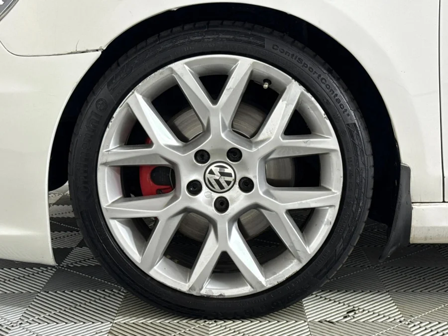 Preloaded Image 3