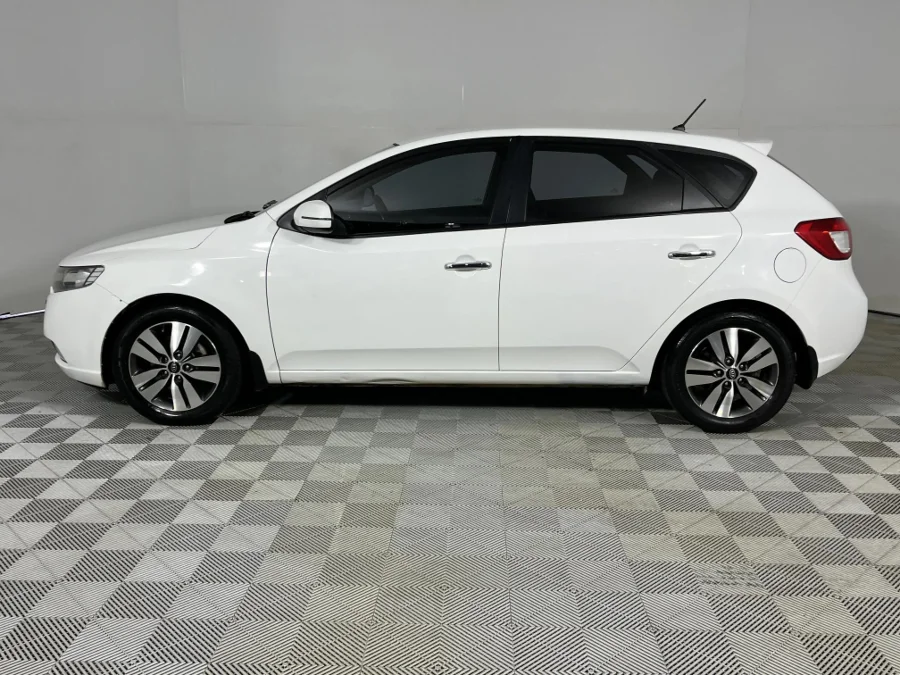 Used 2014 Kia Cerato hatch 1.6 EX auto - WeBuyCars Silverlakes