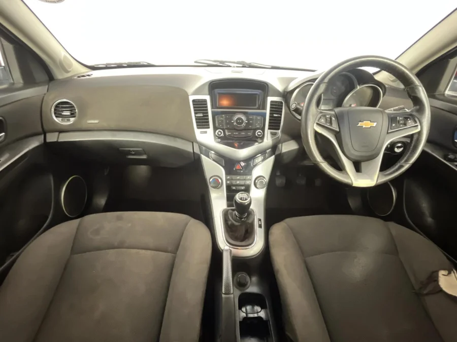 Used 2013 Chevrolet Cruze sedan 1.8 LS - WeBuyCars Mbombela Used 2013 Chevrolet Cruze sedan 1.8 LS - WeBuyCars Mbombela