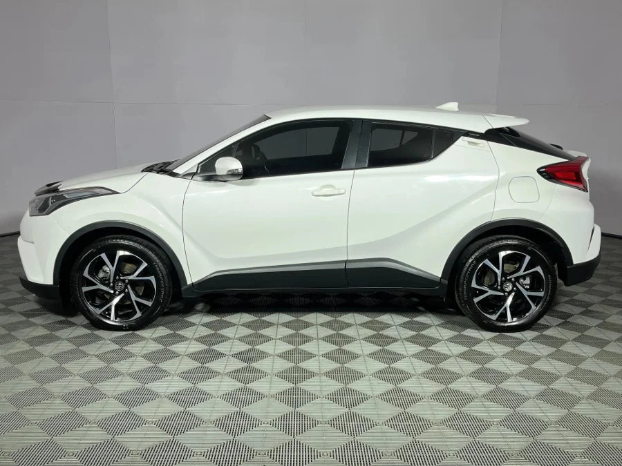 Used 2018 Toyota C-HR 1.2T Plus manual - WeBuyCars Mbombela