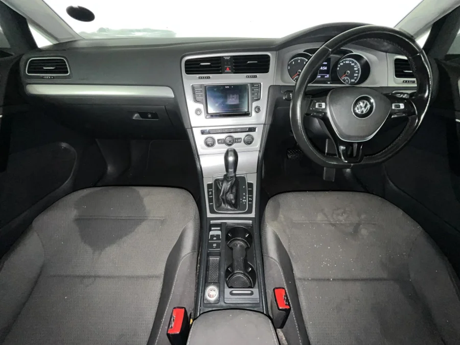 Used 2016 Volkswagen Golf 1.4TSI Comfortline auto - WeBuyCars The Dome Used 2016 Volkswagen Golf 1.4TSI Comfortline auto - WeBuyCars The Dome