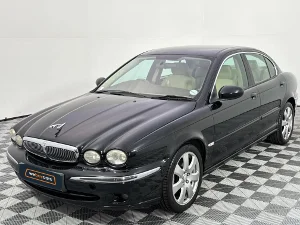 Used 2006 Jaguar X-Type 2.0 V6 SE automatic