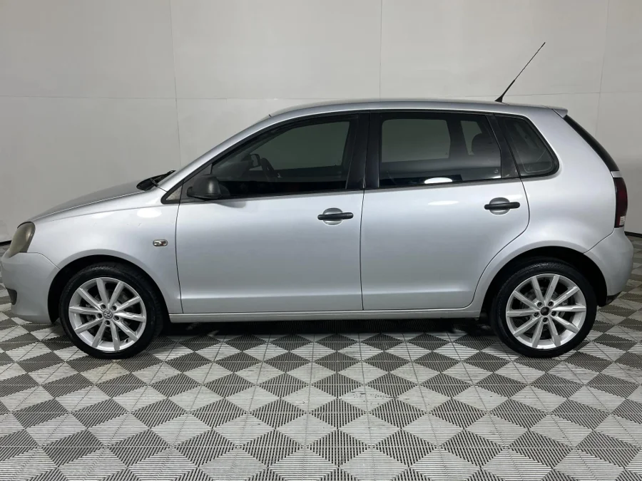 Used 2013 Volkswagen Polo Vivo 5-door 1.4 Trendline - WeBuyCars JHB South