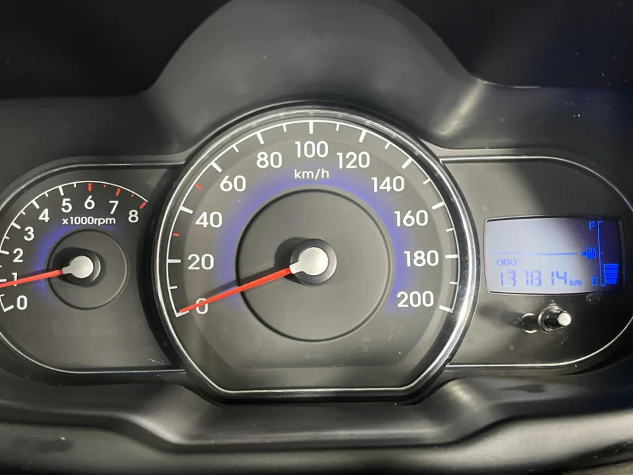 Used 2013 Hyundai i10 1.1 Motion - WeBuyCars The Dome Used 2013 Hyundai i10 1.1 Motion - WeBuyCars The Dome