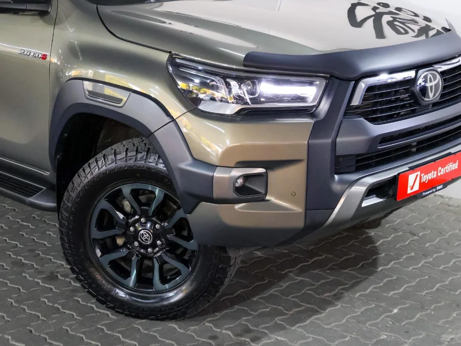 Used 2025 Toyota Hilux 2.8GD-6 double cab Legend auto - SMG Toyota Cresta Used 2025 Toyota Hilux 2.8GD-6 double cab Legend auto - SMG Toyota Cresta
