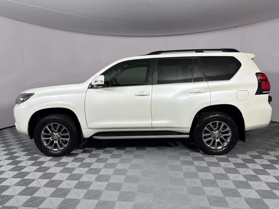 Used 2017 Toyota Land Cruiser Prado 4.0 VX-L - WeBuyCars Brackenfell Cape Town Used 2017 Toyota Land Cruiser Prado 4.0 VX-L - WeBuyCars Brackenfell Cape Town