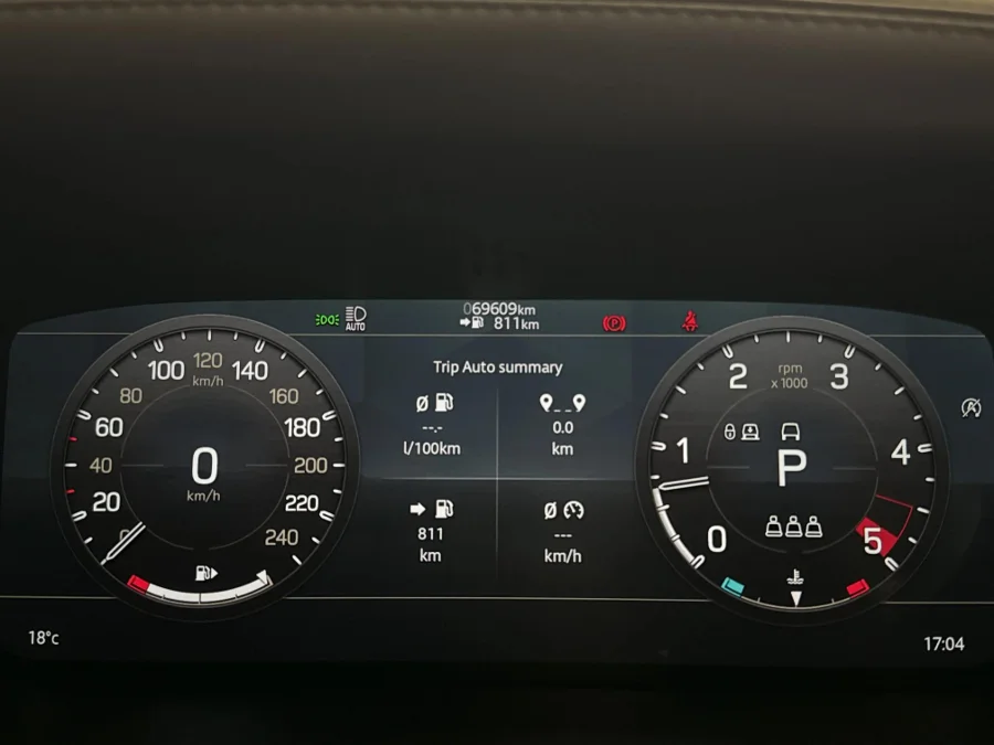 Used 2021 Land Rover Defender 90 D300 X-Dynamic HSE - WeBuyCars Midstream Used 2021 Land Rover Defender 90 D300 X-Dynamic HSE - WeBuyCars Midstream