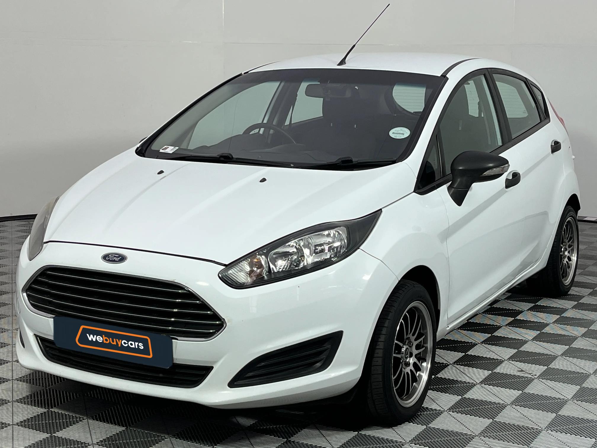 Used 2015 Ford Fiesta 5-door 1.0T Ambiente auto