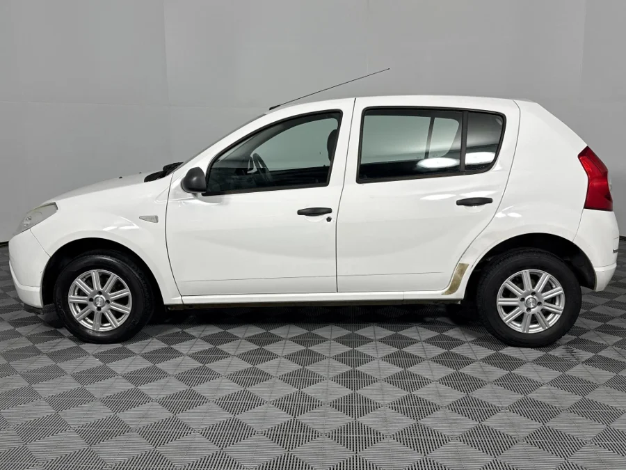 Used 2015 Renault Sandero 1.4 Ambiance - WeBuyCars Richmond