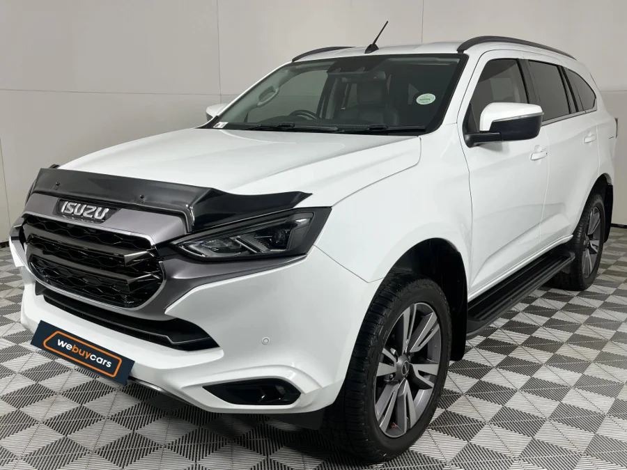 Used 2023 Isuzu mu-X 3.0TD Onyx 4x4 - WeBuyCars Midstream Used 2023 Isuzu mu-X 3.0TD Onyx 4x4 - WeBuyCars Midstream
