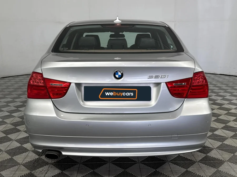 Used 2009 BMW 3 Series 320i auto - WeBuyCars Lansdowne Used 2009 BMW 3 Series 320i auto - WeBuyCars Lansdowne