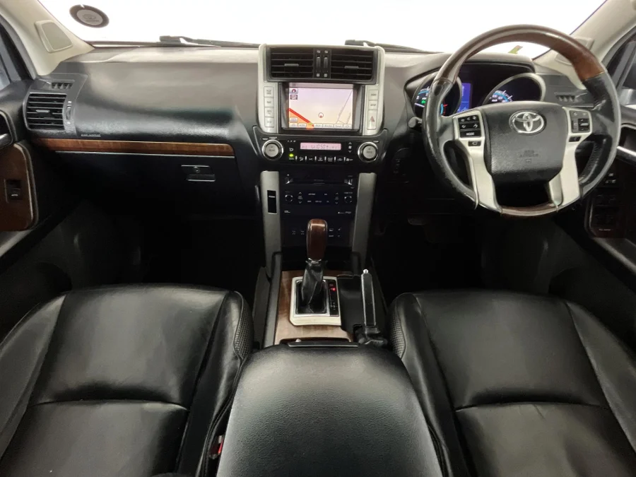 Used 2010 Toyota Land Cruiser Prado 3.0DT VX - WeBuyCars Montana