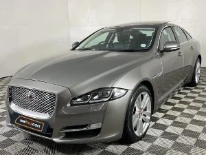 Used 2017 Jaguar XJ 3.0D Luxury Used 2017 Jaguar XJ 3.0D Luxury