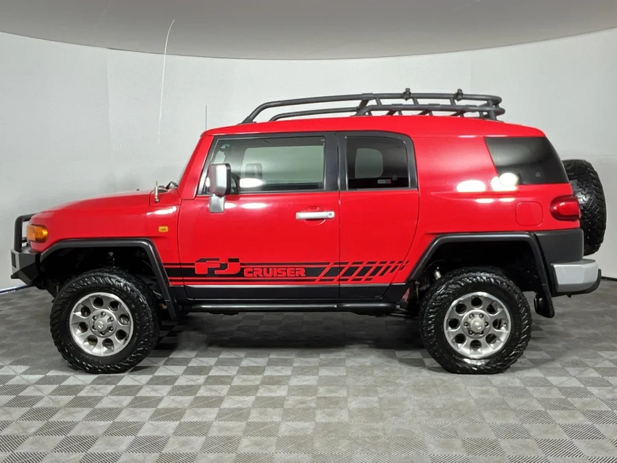 Used 2012 Toyota FJ Cruiser - WeBuyCars  Witbank
