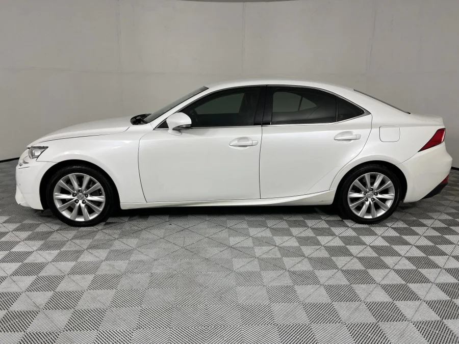 Used 2015 Lexus IS 350 E - WeBuyCars The Dome Used 2015 Lexus IS 350 E - WeBuyCars The Dome