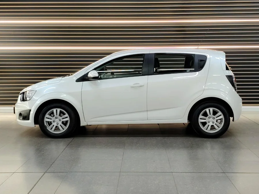 Used 2013 Chevrolet Sonic hatch 1.4 LS - BOTHA AND DEYSEL EXECUTIVE MOTORS