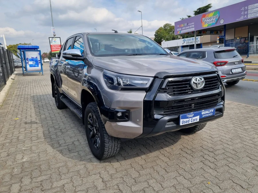 Used 2017 Toyota Hilux 2.8GD-6 4x4 Raider auto - Carbase Auto Used 2017 Toyota Hilux 2.8GD-6 4x4 Raider auto - Carbase Auto