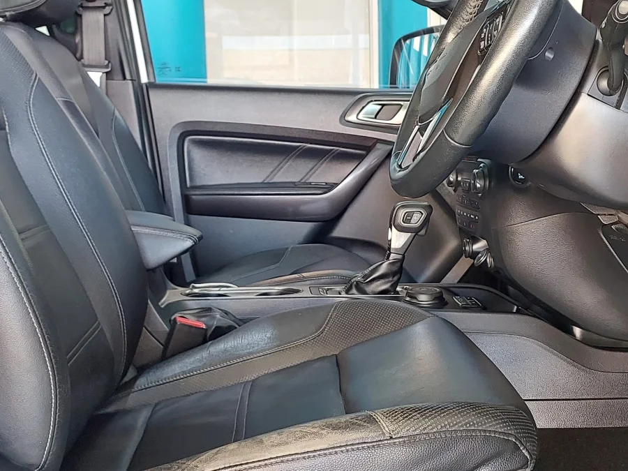 Used 2019 Ford Everest 2.0Bi-Turbo 4WD Limited - Arnold Motors CC Used 2019 Ford Everest 2.0Bi-Turbo 4WD Limited - Arnold Motors CC