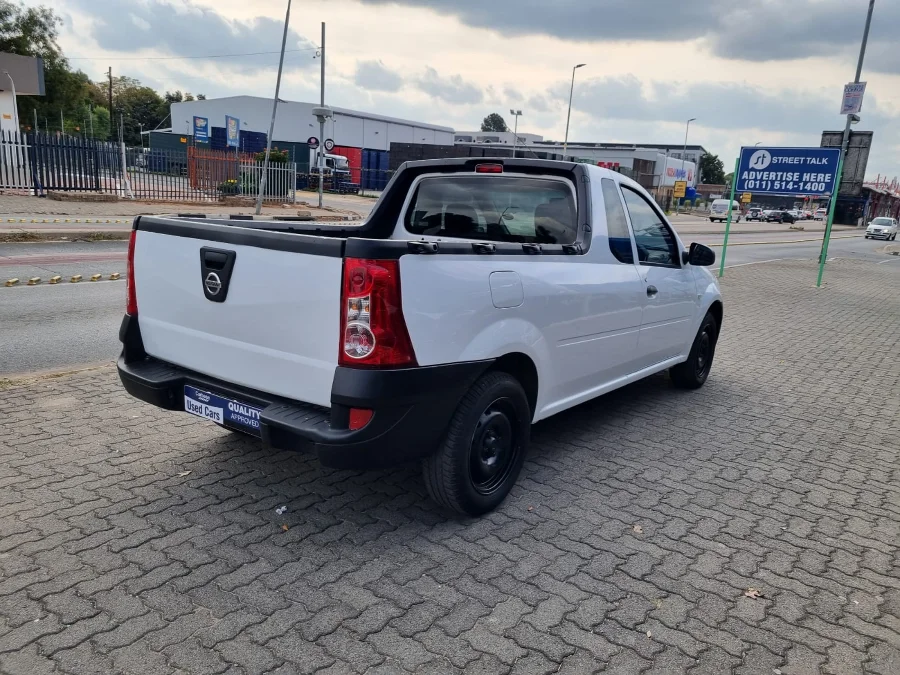 Used 2023 Nissan NP200 1.6i Stealth - Carbase Auto Used 2023 Nissan NP200 1.6i Stealth - Carbase Auto