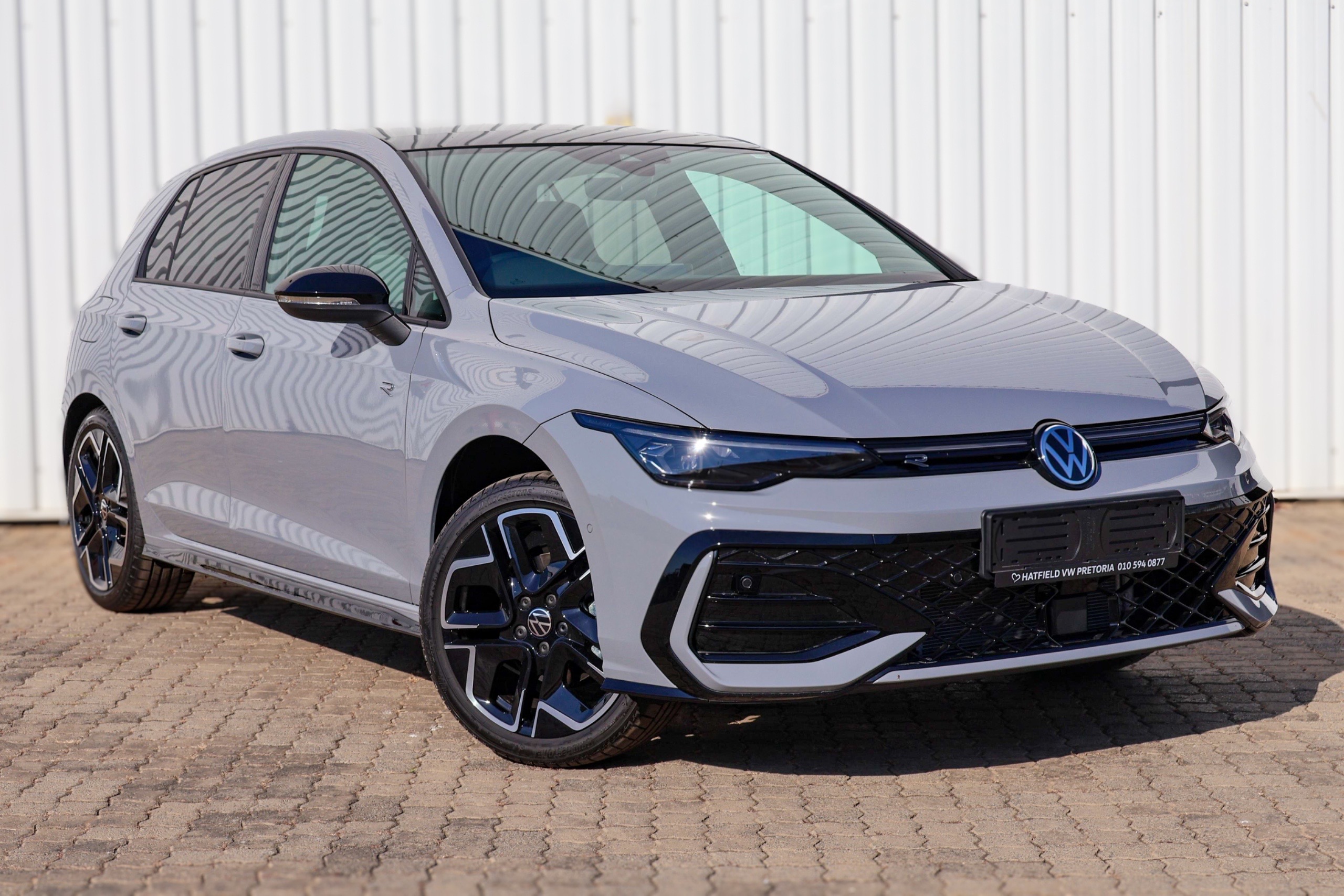 New 2026 Volkswagen Golf 1.4TSI R-Line