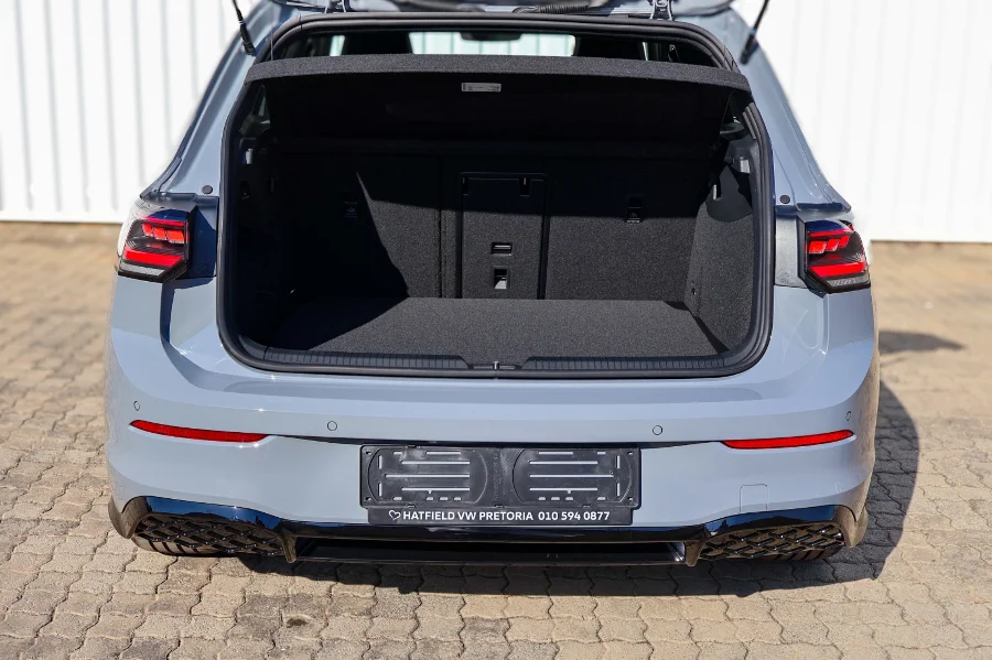 New 2026 Volkswagen Golf 1.4TSI R-Line - VW Pretoria New New 2026 Volkswagen Golf 1.4TSI R-Line - VW Pretoria New