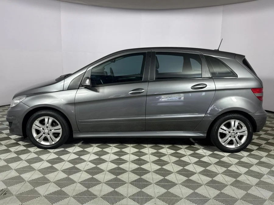 Used 2011 Mercedes-Benz B-Class B180 auto - WeBuyCars Durban Used 2011 Mercedes-Benz B-Class B180 auto - WeBuyCars Durban