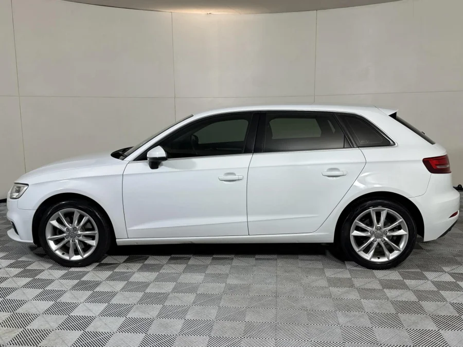 Used 2018 Audi A3 Sportback 40TFSI Black Edition - WeBuyCars Silverlakes Used 2018 Audi A3 Sportback 40TFSI Black Edition - WeBuyCars Silverlakes