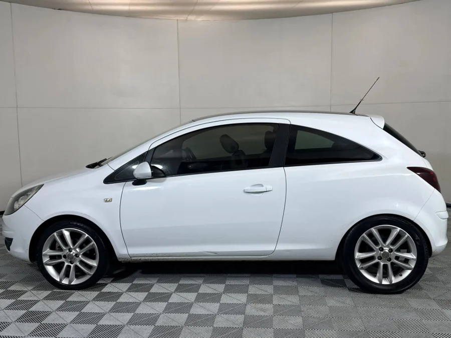 Used 2010 Opel Corsa 1.4 Sport - WeBuyCars Midstream
