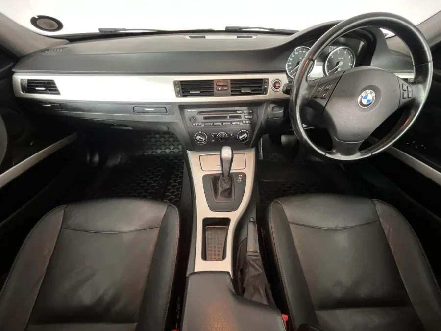 Used 2010 BMW 3 Series 320i Start auto - WeBuyCars Brackenfell Cape Town Used 2010 BMW 3 Series 320i Start auto - WeBuyCars Brackenfell Cape Town