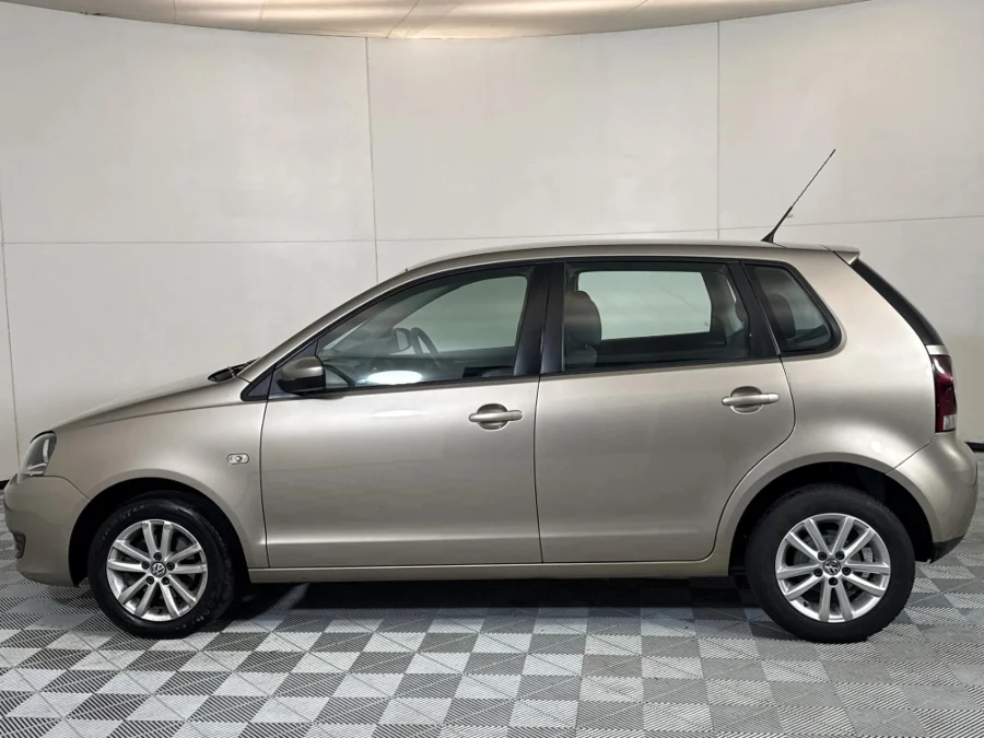 Used 2015 Volkswagen Polo Vivo hatch 1.4 Trendline - WeBuyCars Midstream