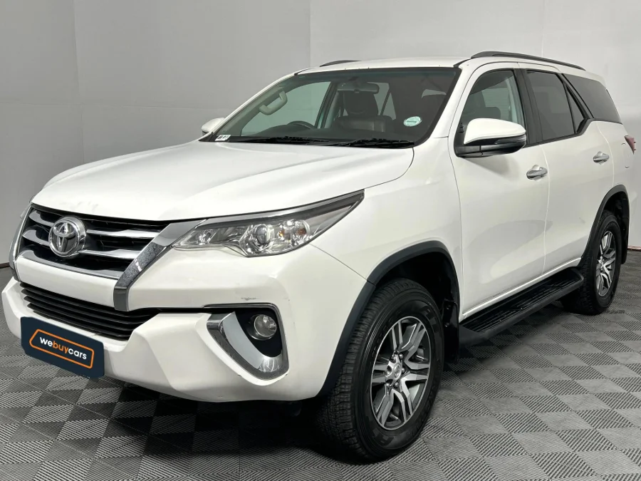 Used 2018 Toyota Fortuner 2.4GD-6 4x4 auto - WeBuyCars Richmond Used 2018 Toyota Fortuner 2.4GD-6 4x4 auto - WeBuyCars Richmond