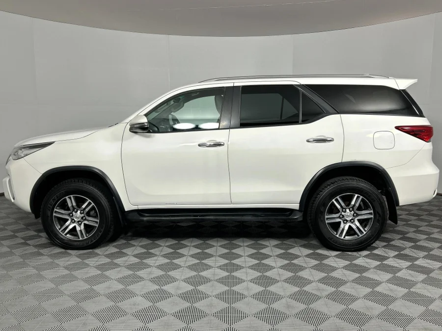 Used 2018 Toyota Fortuner 2.4GD-6 4x4 auto - WeBuyCars Richmond Used 2018 Toyota Fortuner 2.4GD-6 4x4 auto - WeBuyCars Richmond