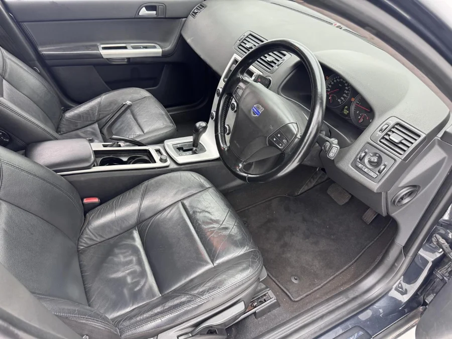 Used 2010 Volvo V50 2.0D Powershift - EBK Auto