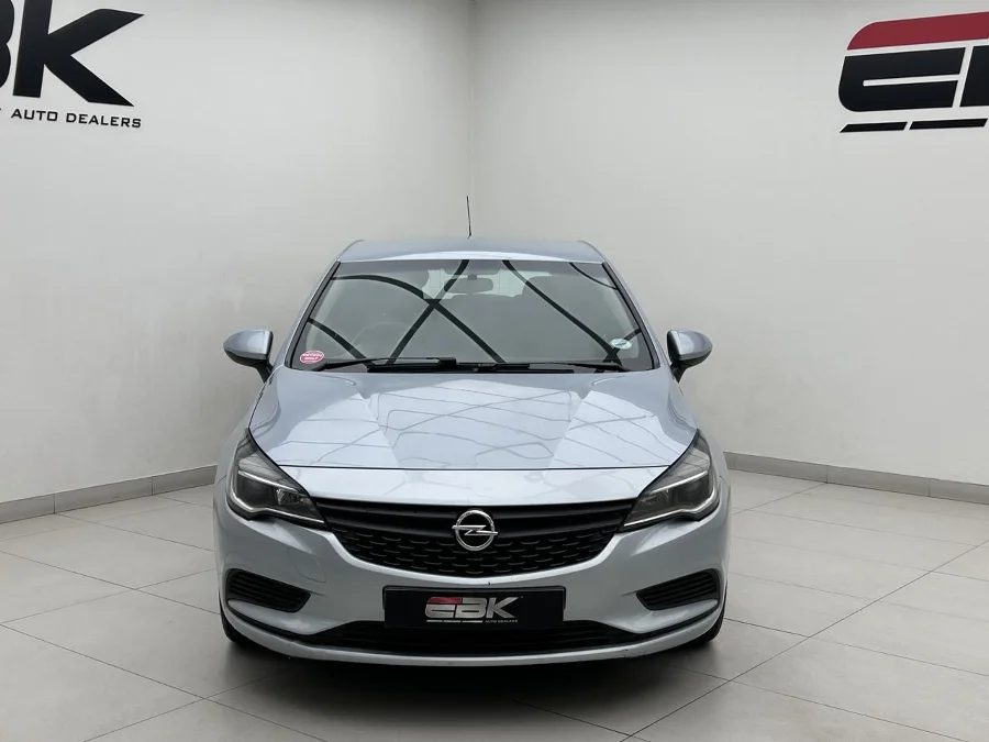 Used 2018 Opel Astra hatch 1.0T - EBK Auto Used 2018 Opel Astra hatch 1.0T - EBK Auto