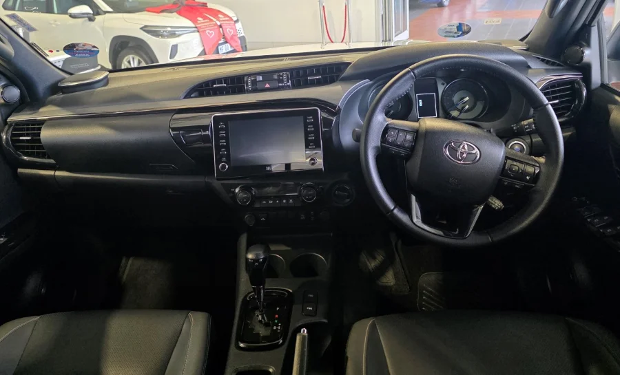Used 2025 Toyota Hilux 2.8GD-6 double cab Legend RS auto - Suzuki Fourways Used 2025 Toyota Hilux 2.8GD-6 double cab Legend RS auto - Suzuki Fourways