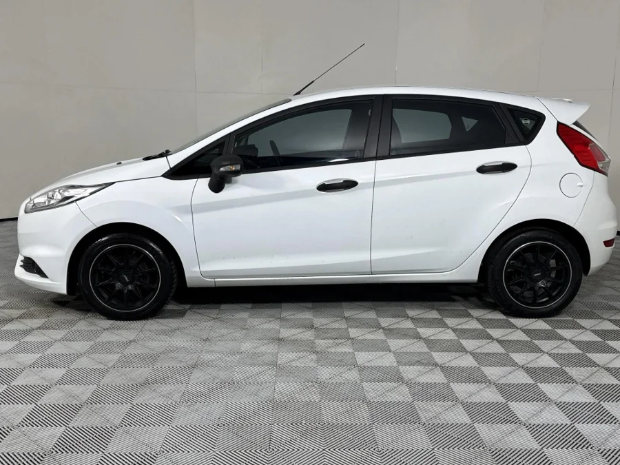 Used 2015 Ford Fiesta 5-door 1.0T Ambiente auto - WeBuyCars Pietermaritzburg