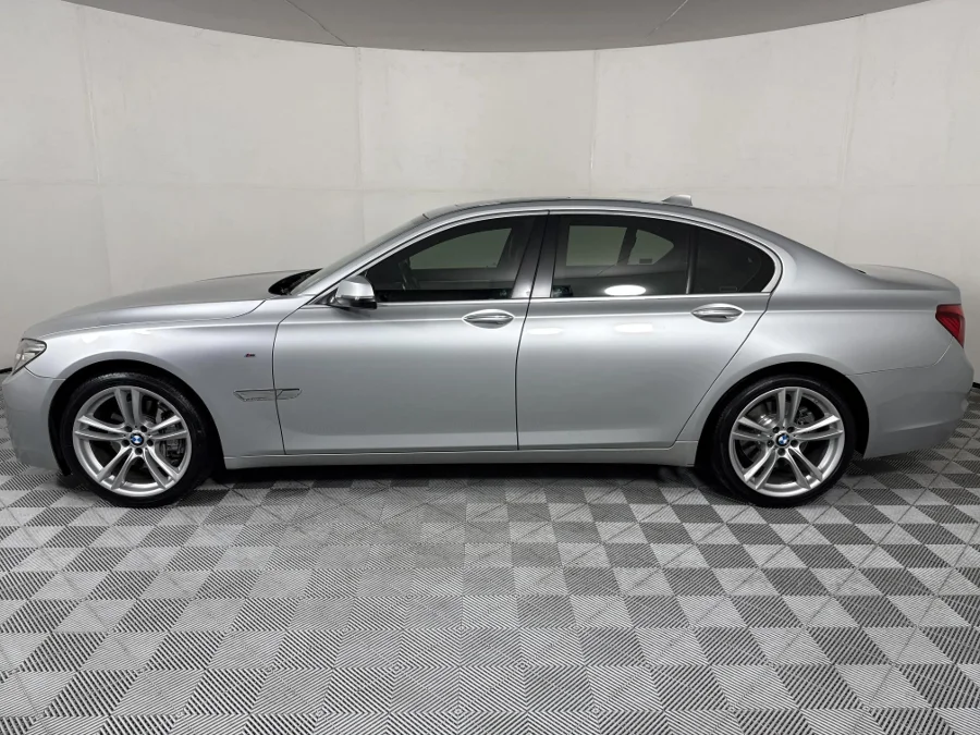 Used 2014 BMW 7 Series 740i M Sport - WeBuyCars The Dome