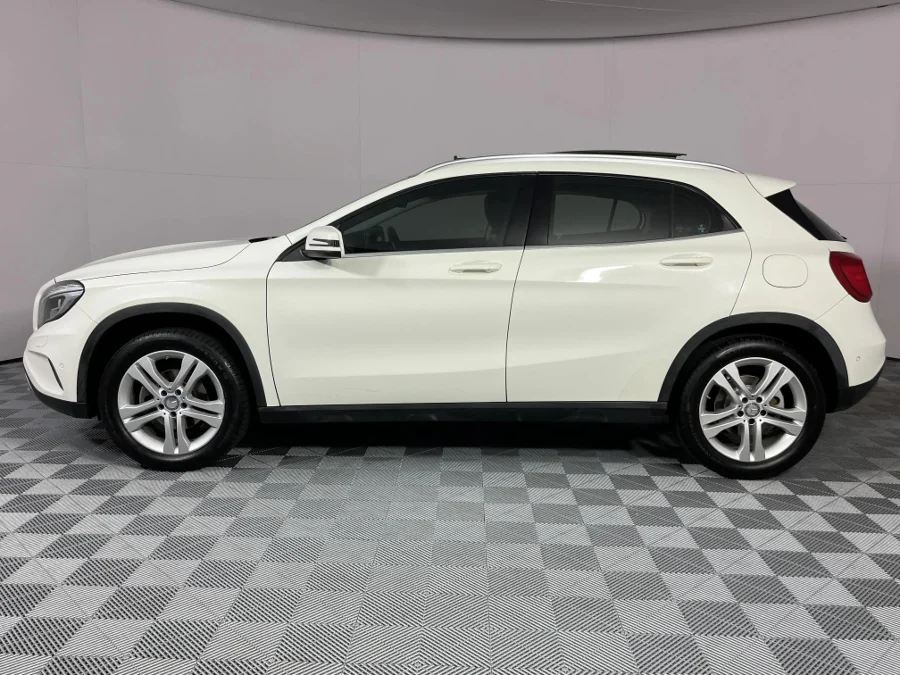 Used 2015 Mercedes-Benz GLA 200 auto - WeBuyCars Brackenfell Cape Town