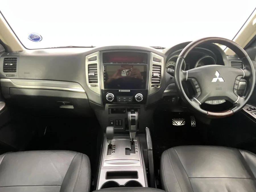 Used 2019 Mitsubishi Pajero 5-door 3.2DI-D GLS Exceed Pajero Legend Limited Edition 100 - WeBuyCars Germiston