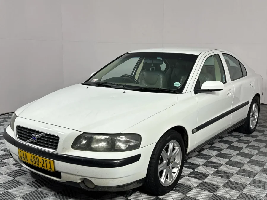 Used 2004 Volvo S60 2.0T - WeBuyCars Lansdowne Used 2004 Volvo S60 2.0T - WeBuyCars Lansdowne