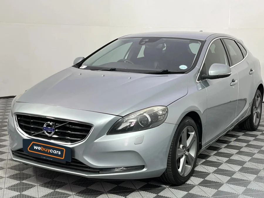 Used 2016 Volvo V40 T3 Momentum auto - WeBuyCars Germiston Used 2016 Volvo V40 T3 Momentum auto - WeBuyCars Germiston